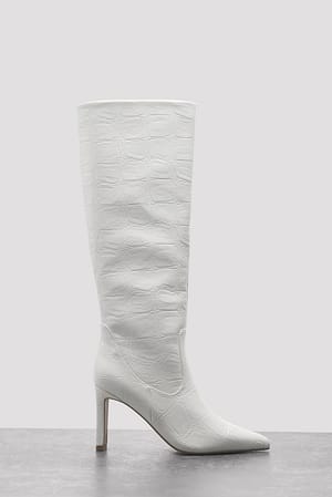 Offwhite Pointy Loose Shaft Boots