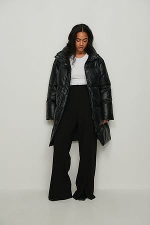 Black Reciclado casaco Comprido Acolchoado em Pele Sintética