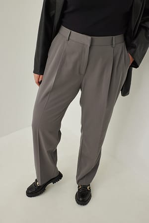 Dark Grey Recyklingowane spodnie do żakietu ze średnim stanem