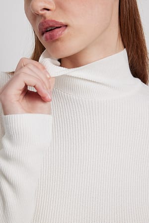 Offwhite Ribbed Polo Knitted Sweater