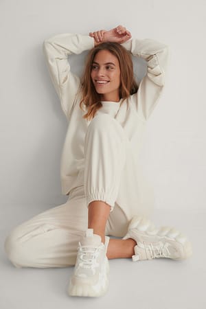 Offwhite Ekologisk sweatshirt med lång ärm
