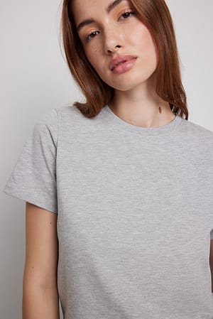 Grey Melange Camiseta de algodón orgánico con cuello redondo