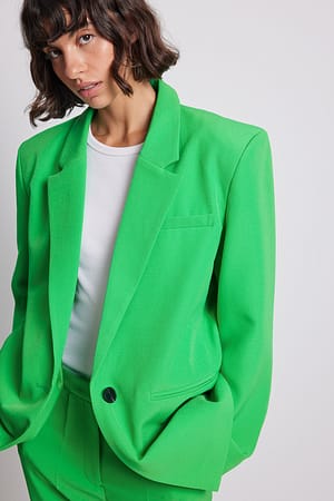 Green Eleganter Oversize-Blazer aus recyceltem Material
