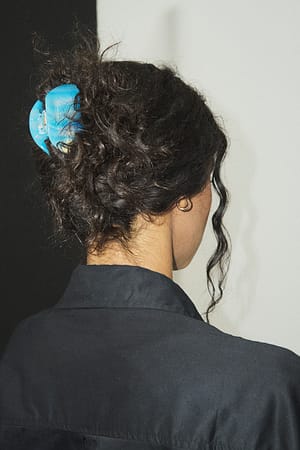 Aqua Blue Shiny Oval Hair Claw
