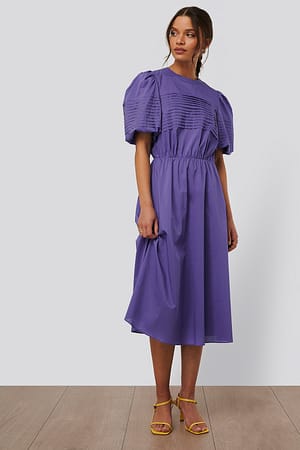 Purple Sukienka Midi Z Krótkimi Bufiastymi Rękawami_x000D_
