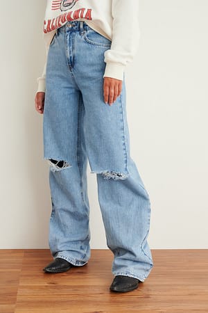Light Blue Ekologiska mjuka Rigid Jeans med vida ben och slitningar