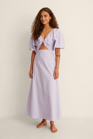 Lilac Økologisk kjole med knytting foran