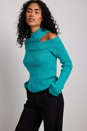 Turquoise Karbowany dzianinowy sweter 2w1