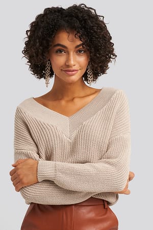 Light Beige V-Neck Wide Rib Knitted Sweater