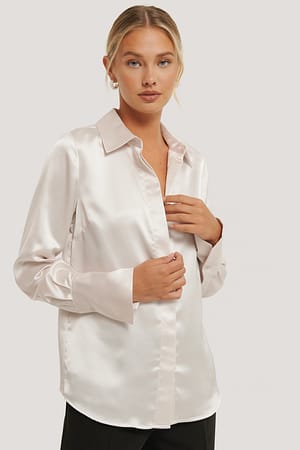 Sand Skjorte med brede mansjetter
