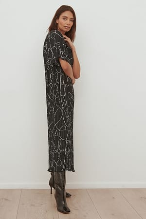 Black Swirl Print Wide Sleeve Maxi Dress