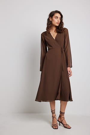 Brown Midiklänning i omlottmodell