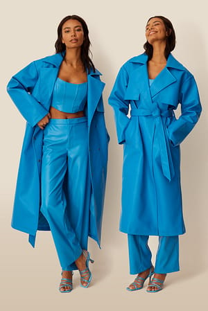 Blue Trench coat oversize de pele sintética