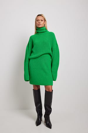 Green Ribbet strikket sweater med rullekrave