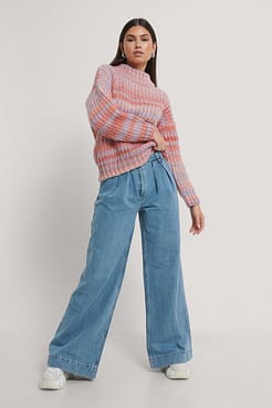 Pleated Wide Jeans Blue Outfit.