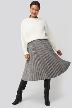 Dolly Sweater Outfit