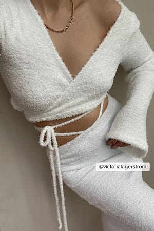 Offwhite Saia midi tricotada com pormenor de tira